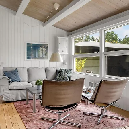 Cozy In Idestrup With Wifi *